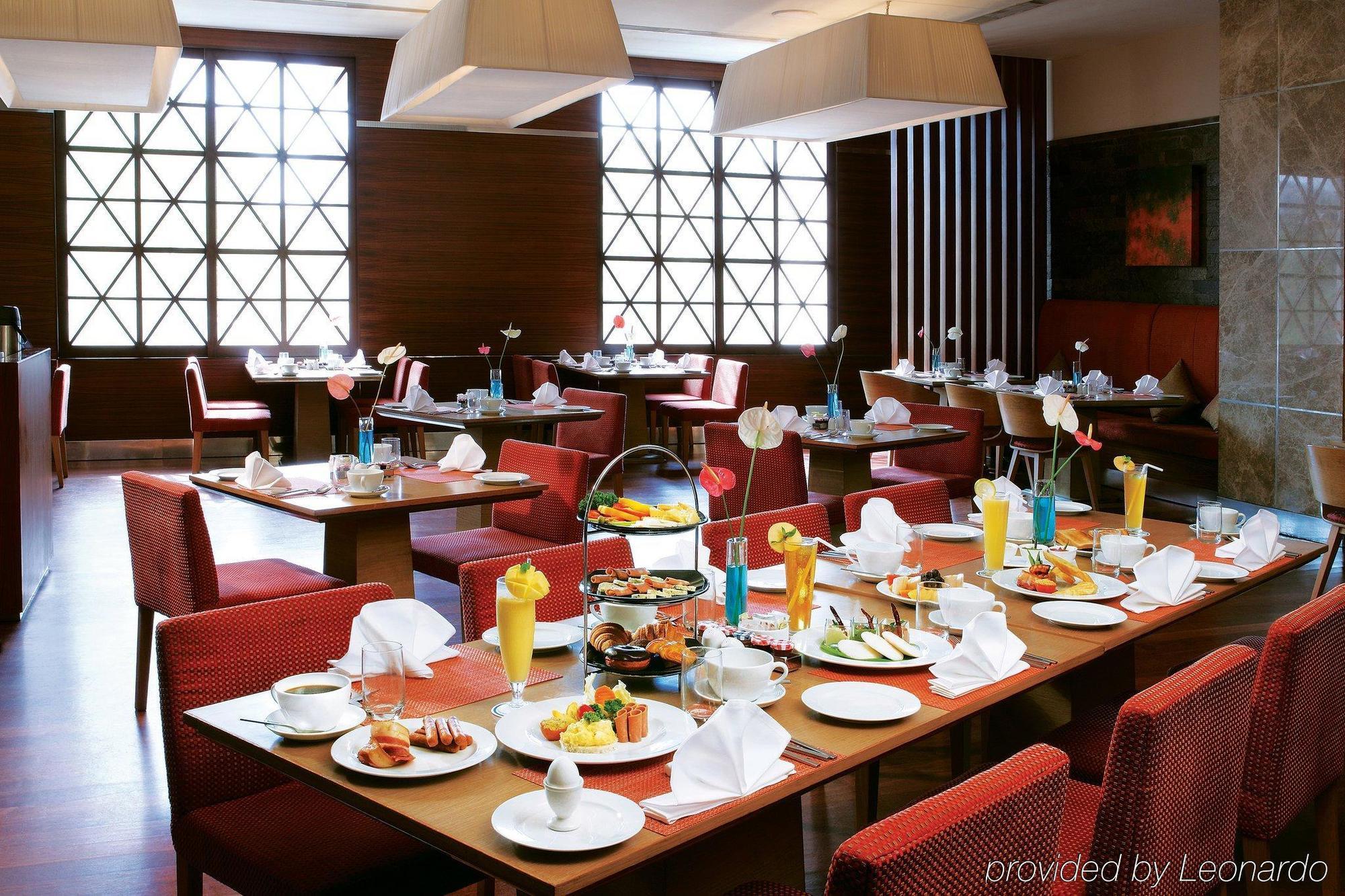 Hyatt Regency Trivandrum Thiruvananthapuram Ресторант снимка